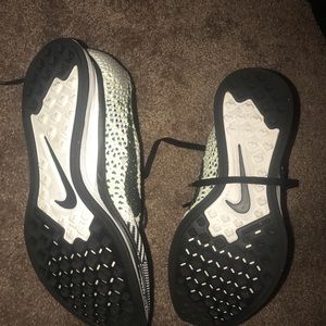 Nike Shoes - Nike fly knit running shoes 7 women’s Nike Shoes - Nike fly knit running shoes 7 women’s
